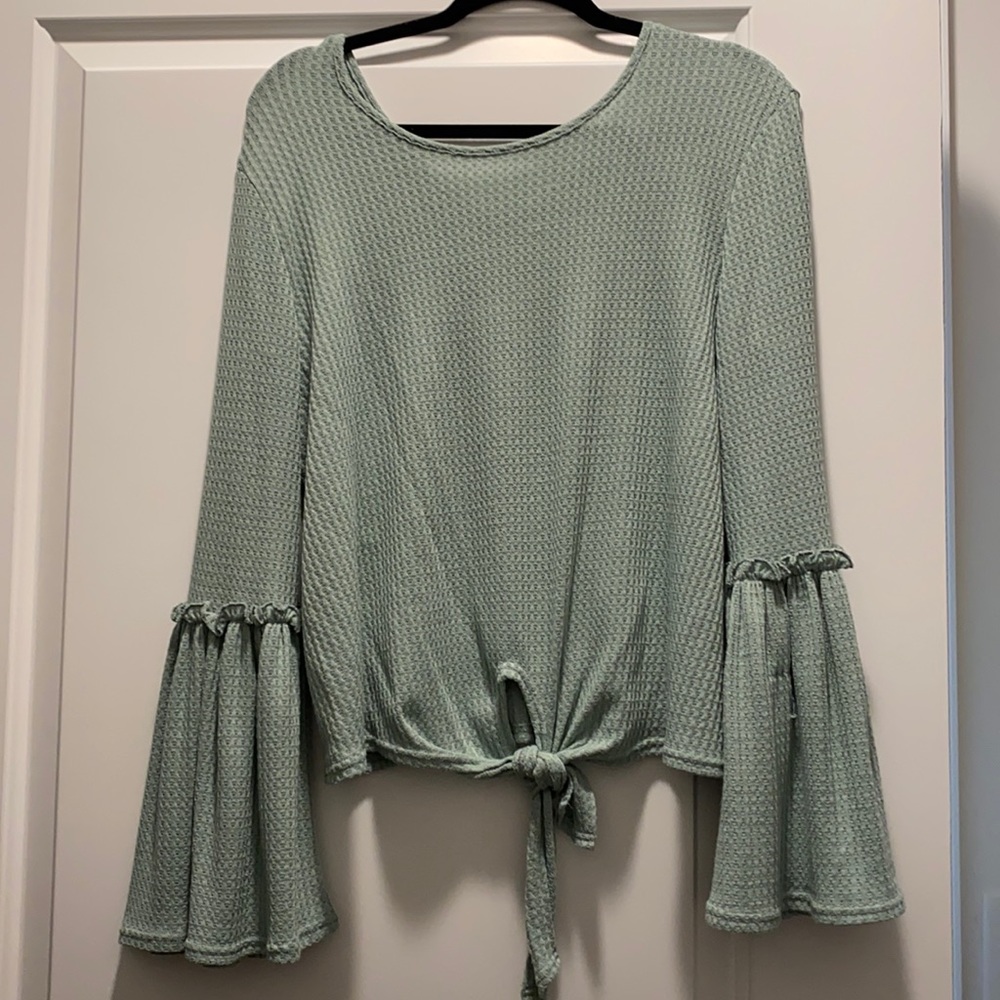 Flowy Sleeved Long Sleeve Boutique Top